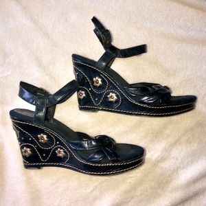 RARE Seychelles Wedge Heal